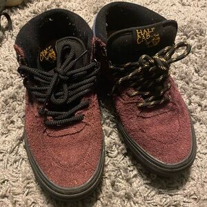 Vans half cab burgundy and blue